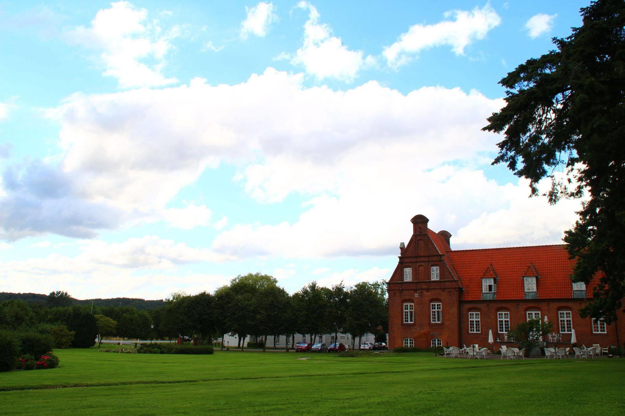 Sophiendal Manor Hotell Låsby Eksteriør bilde